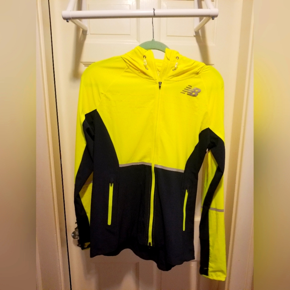 New Balance NB Glow Beacon Jacket